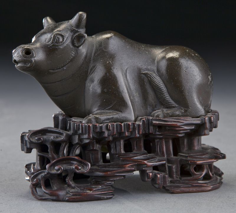 Chinese Qing bronze buffalo