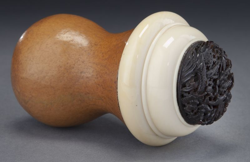 Chinese Qing carved double gourd