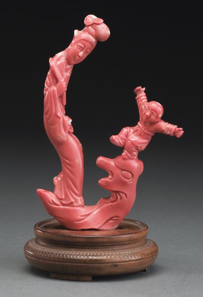 Chinese Qing carved red coral