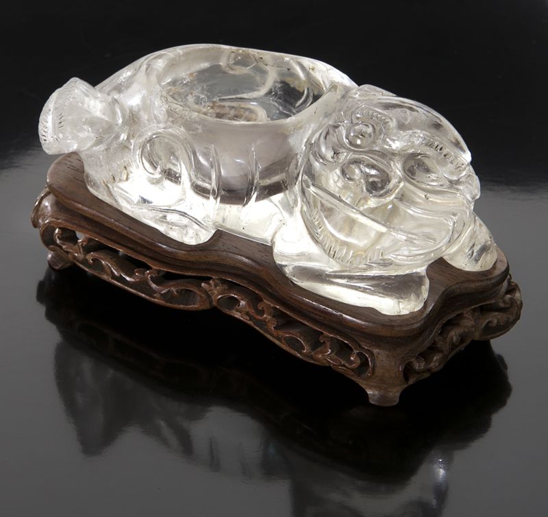Chinese Qing carved rock crystal