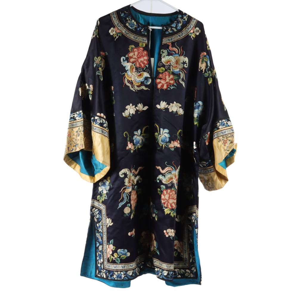 CHINESE QING EMBROIDERED WOMEN'S