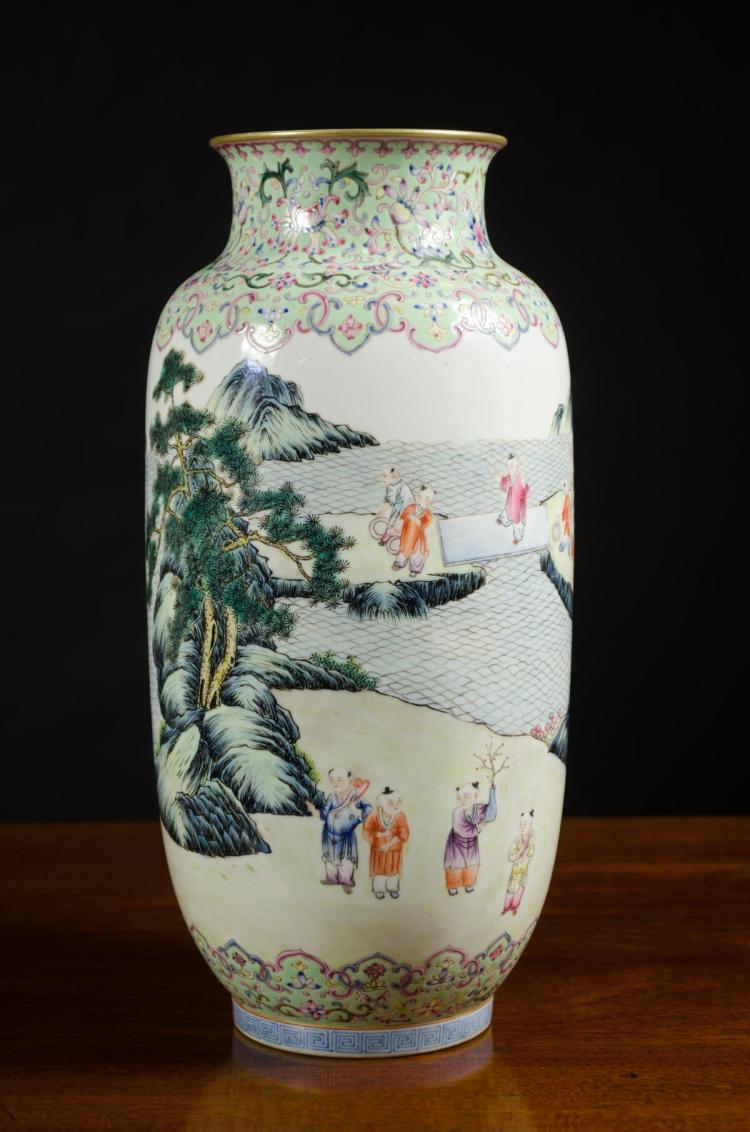 CHINESE QING FAMILLE ROSE PORCELAIN