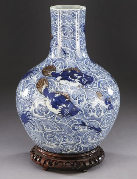 Chinese Qing large porcelain