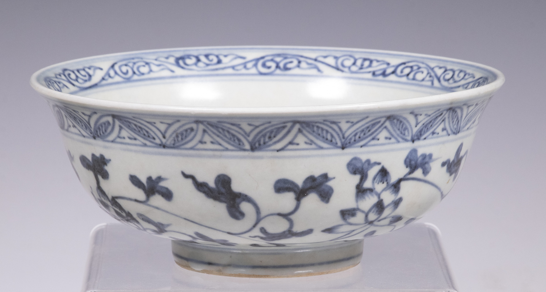 CHINESE QING PORCELAIN BOWL Blue on