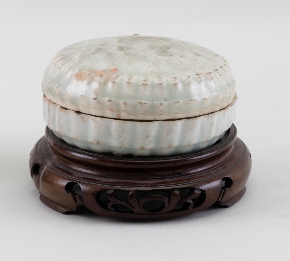 CHINESE QINGBAI PORCELAIN ROUGE BOX