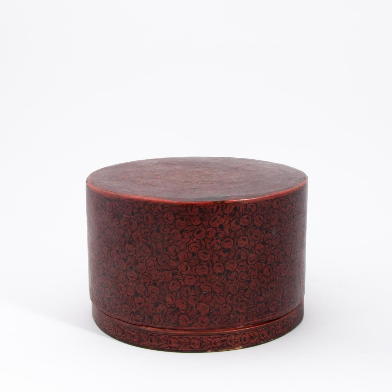 CHINESE RED AND BLACK CIRCULAR