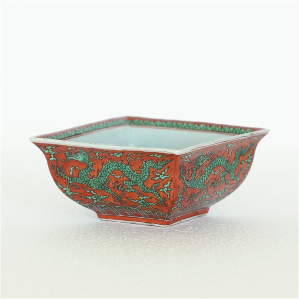 Chinese red and green square
