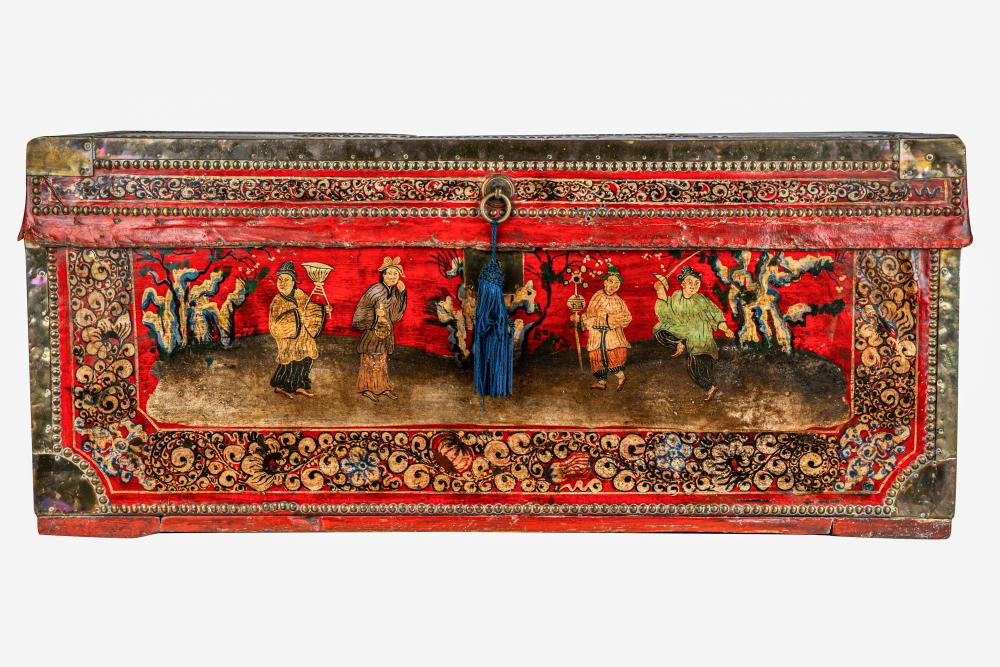 CHINESE RED LACQUERED & PAINTED