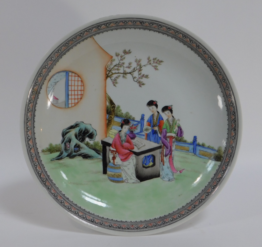 CHINESE REPUBLIC FAMILLE ROSE