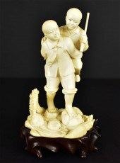 CHINESE REPUBLIC PERIOD FIGURA