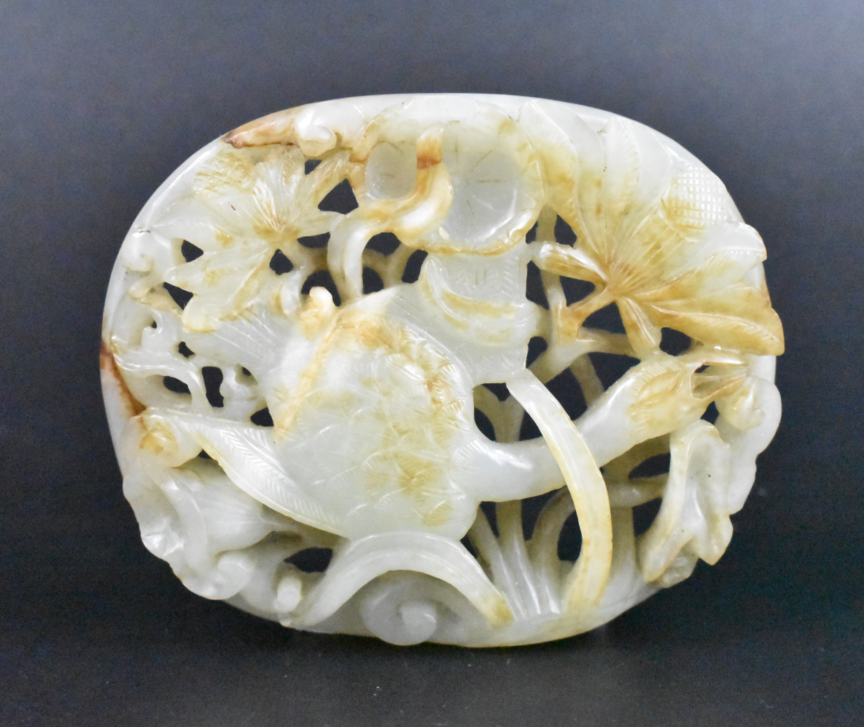 CHINESE RETICULATED JADE PLAQUE W