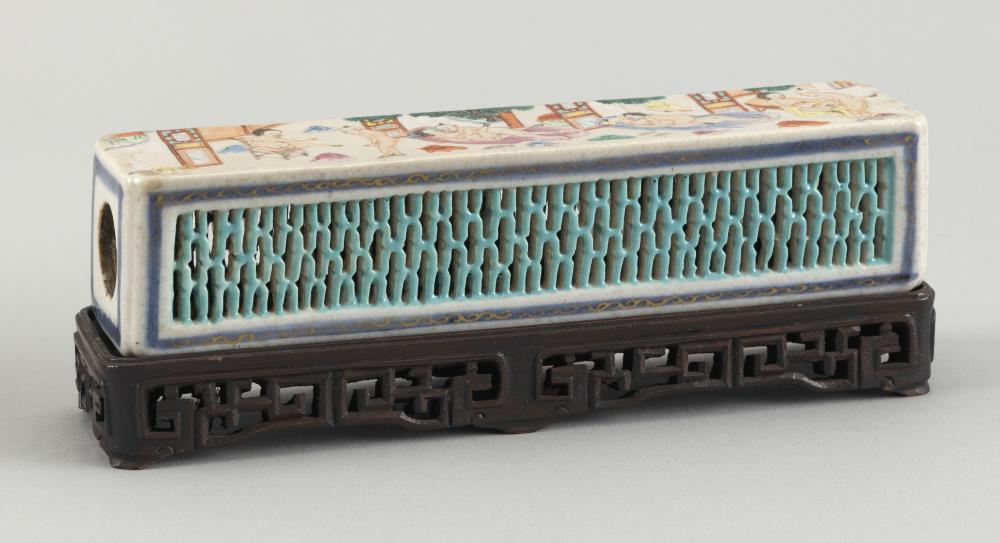 CHINESE RETICULATED PORCELAIN