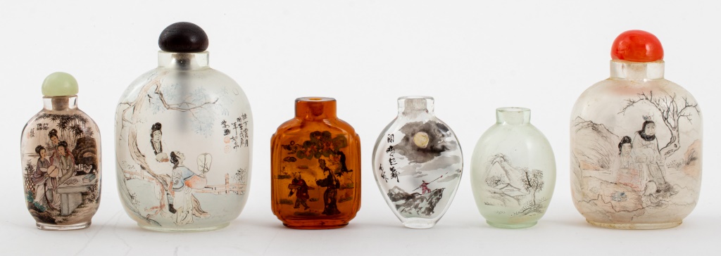 CHINESE REVERSE PAINTED CRYSTAL