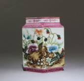 CHINESE RHOMBUS SHAPED PORCELA