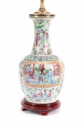 CHINESE ROSE MANDARIN VASE MOU