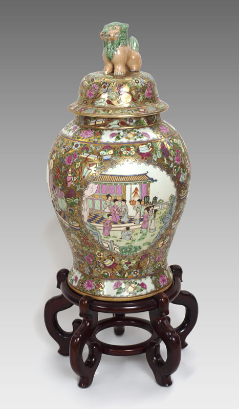CHINESE ROSE MEDALLION COVERED VASE