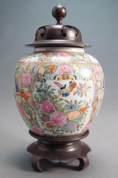 CHINESE ROSE MEDALLION DECORAT