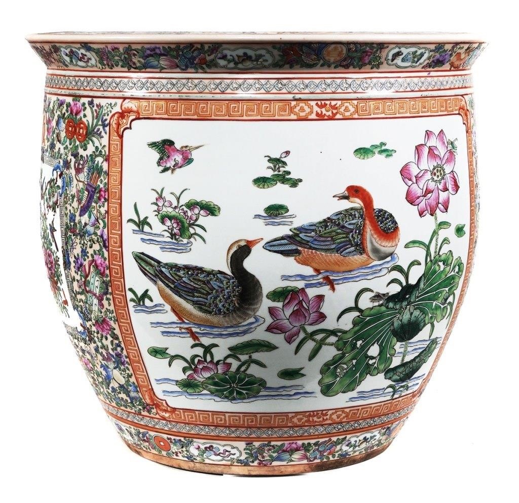 CHINESE ROSE MEDALLION FISH BOWL,