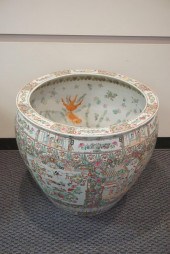 CHINESE ROSE MEDALLION LARGE F