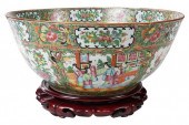 CHINESE ROSE MEDALLION PORCELA