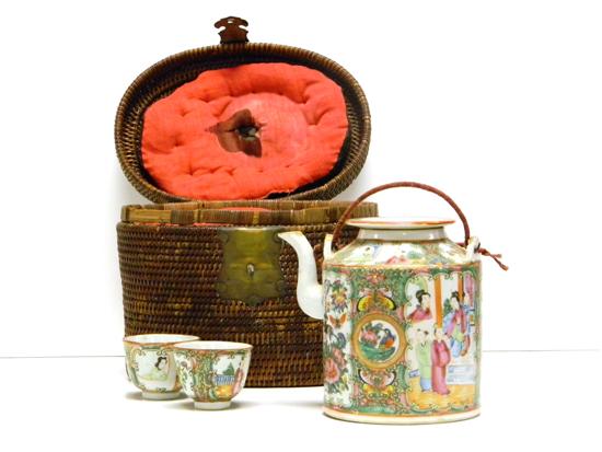 Chinese ''Rose Medallion''