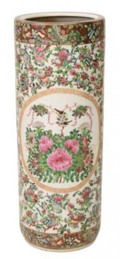 CHINESE ROSE MEDALLION PORCELA