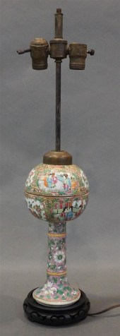 CHINESE 'ROSE MEDALLION' PORCE