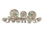 CHINESE ROSE MEDALLION TABLEWA