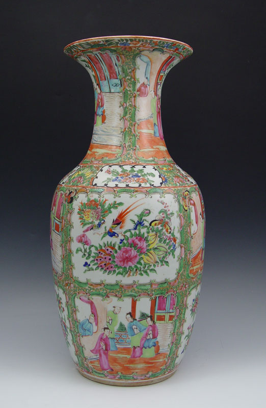 CHINESE ROSE MEDALLION VASE: 18''