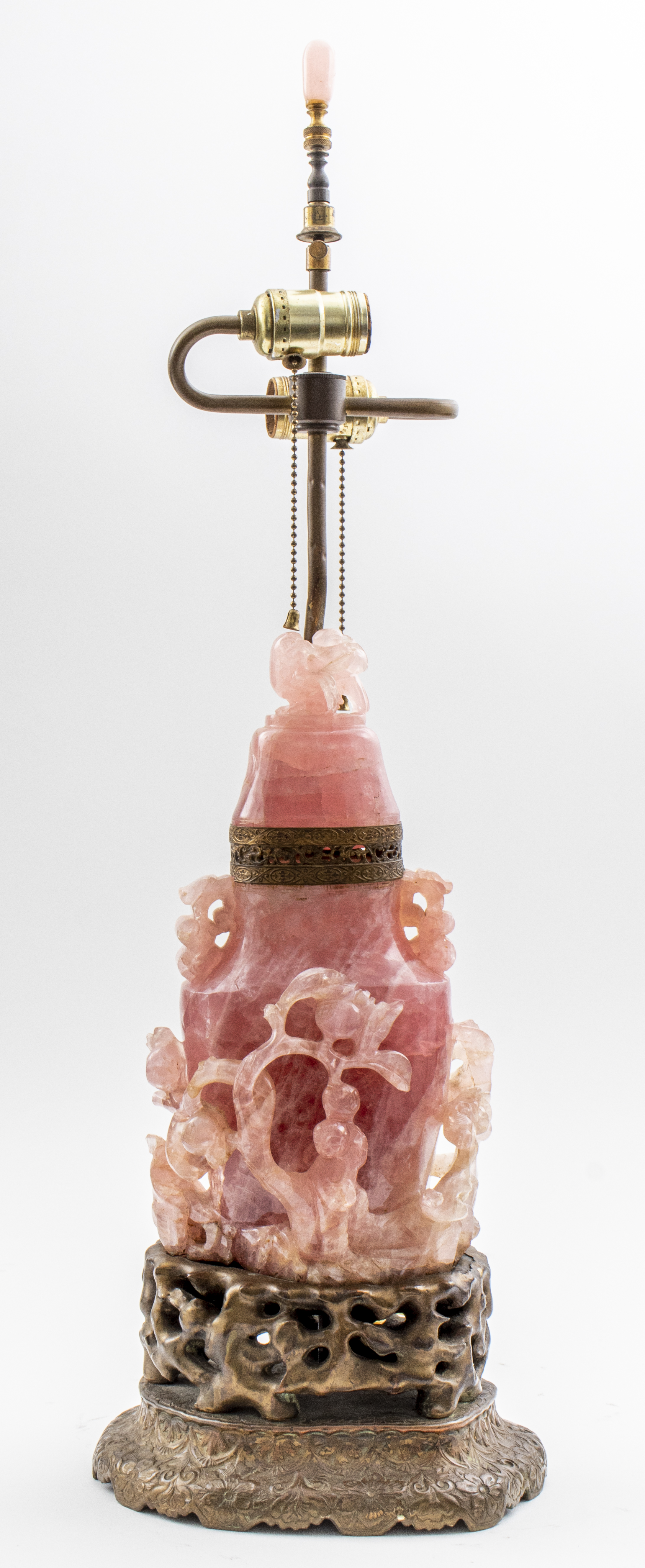 CHINESE ROSE QUARTZ LIDDED VASE