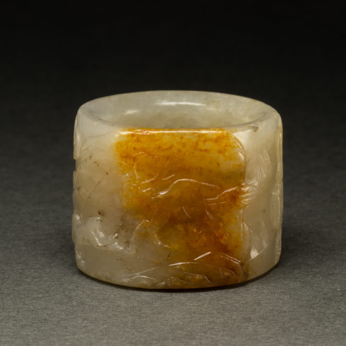 CHINESE RUSSET WHITE AND RUSSET