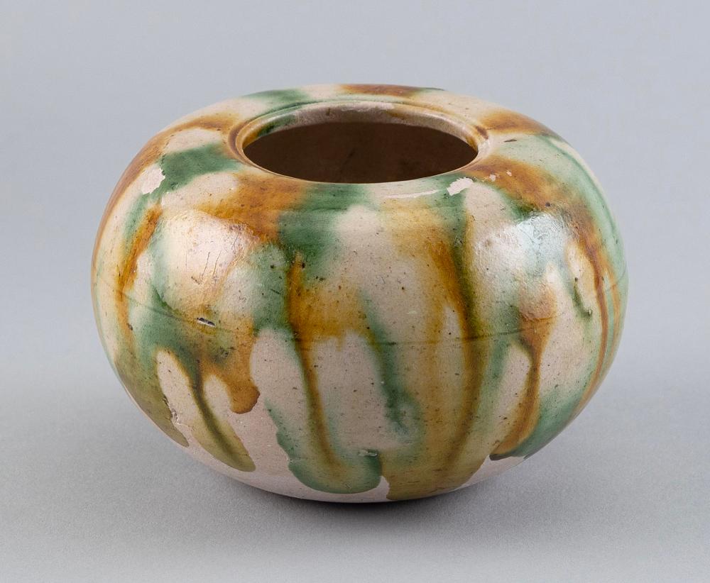 CHINESE SANCAI GLAZE EARTHENWARE