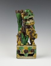 CHINESE SANCAI GLAZE FOO LION
