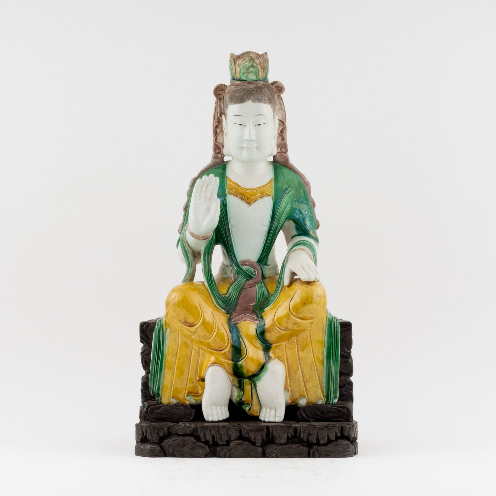 CHINESE SANCAI GLAZED PORCELAIN