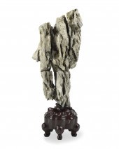 CHINESE SCHOLAR ROCK ON STAND