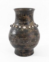 CHINESE SHANG STYLE BRONZE HU