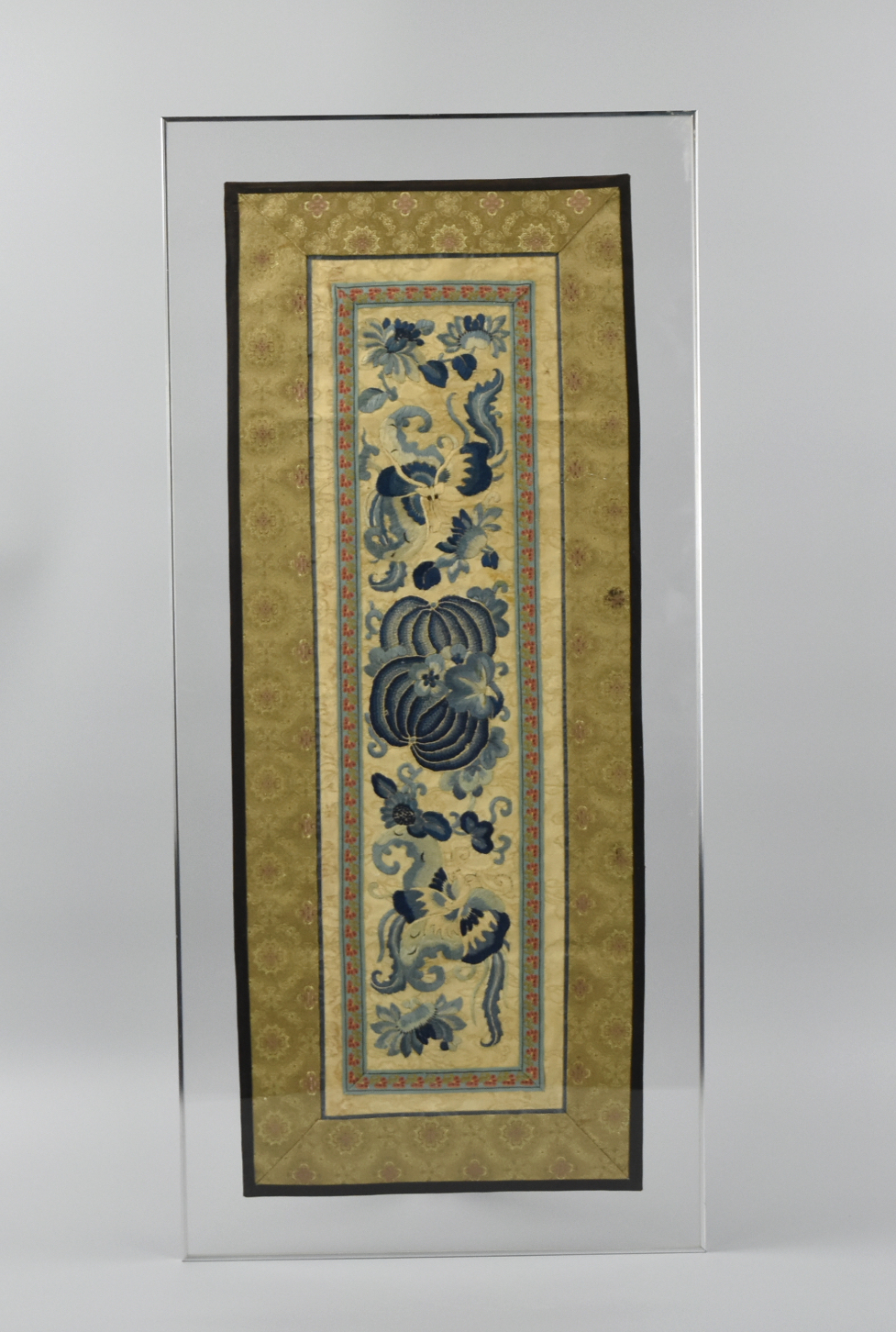 CHINESE SILK EMBROIDERY W/
