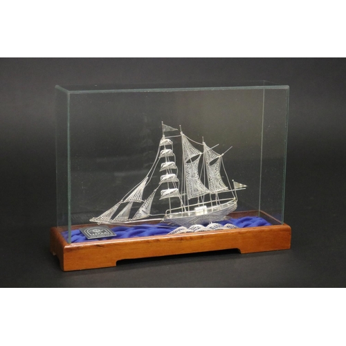 Chinese silver boat in case, marked