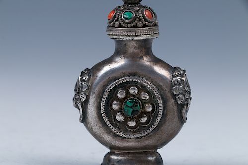 CHINESE SILVER FOUR-SECTION SNUFF
