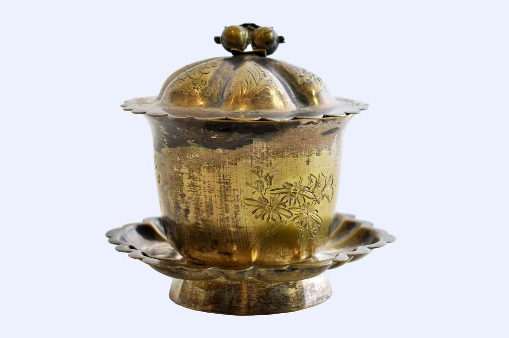 CHINESE SILVER PLATE COVERED CUP ON
