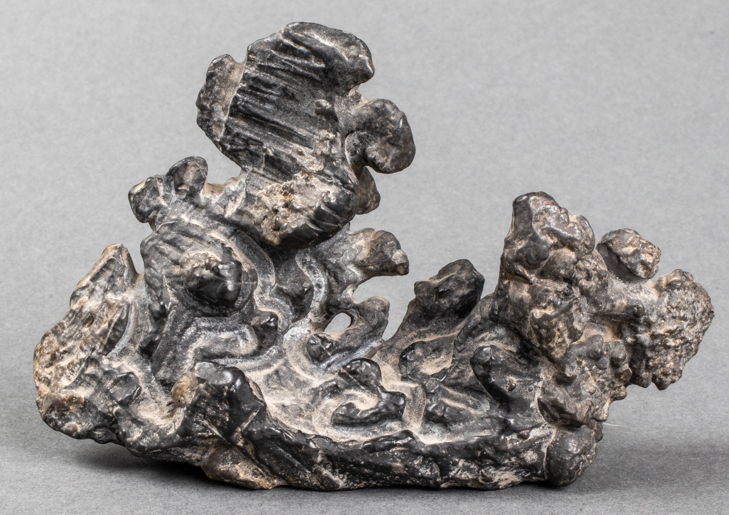 CHINESE SMALL YING STONE GONGSHI
