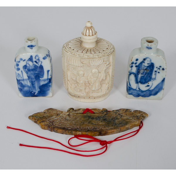 Chinese Snuff Bottles Plus