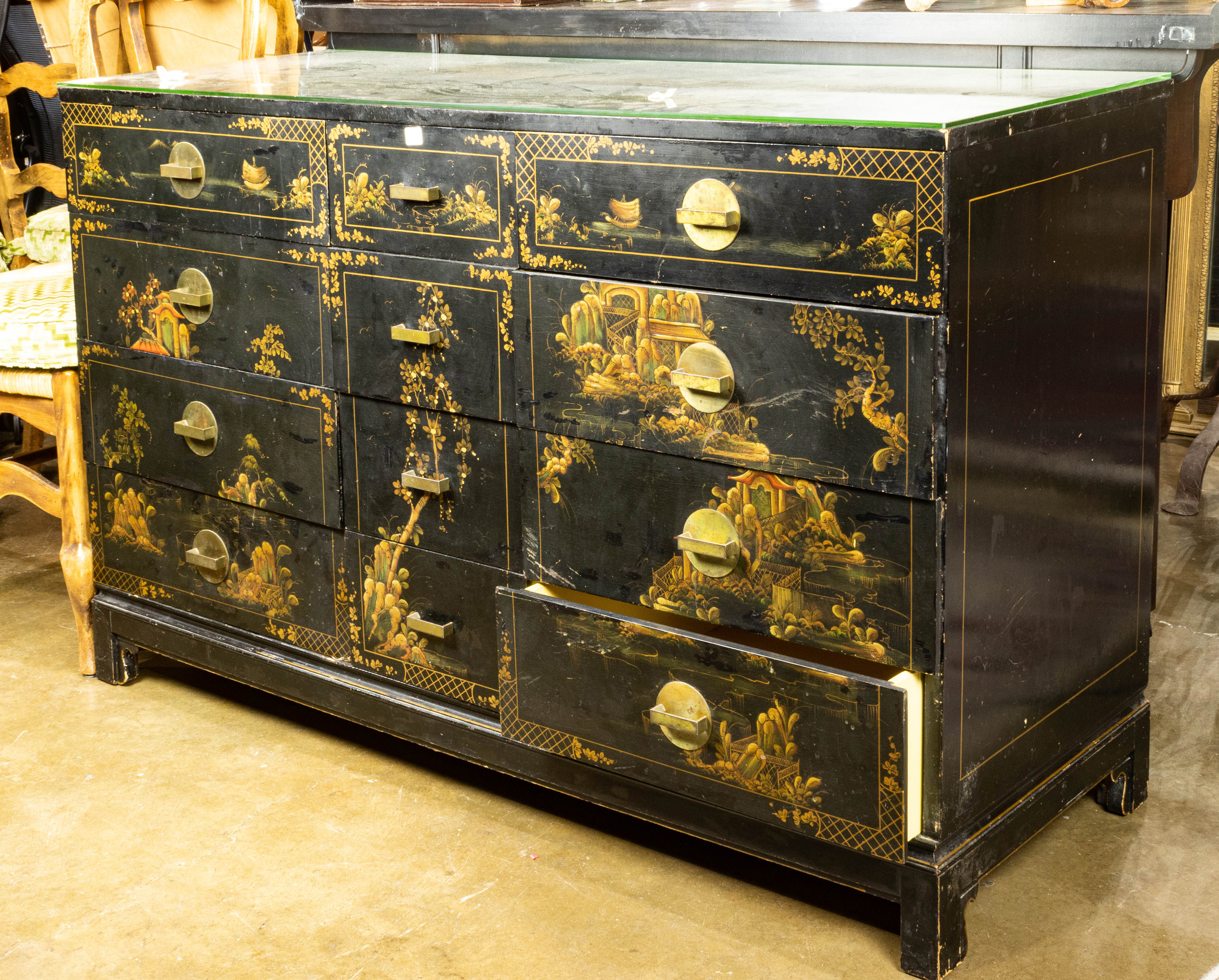 CHINESE STYLE CHINOISERIE CHEST