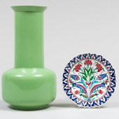 CHINESE STYLE GREEN GLAZED POR