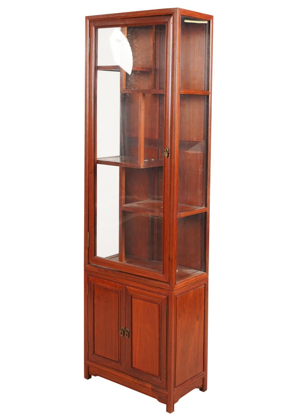 CHINESE-STYLE VITRINE