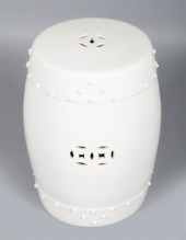 CHINESE STYLE WHITE GLAZED CER