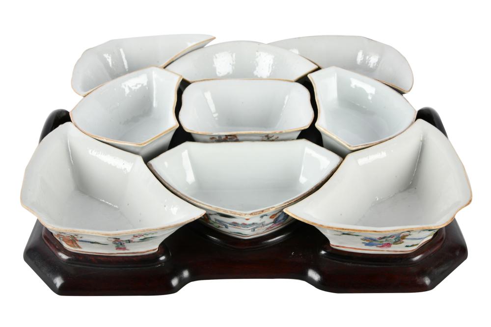 CHINESE SWEETMEAT SETporcelain
