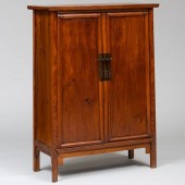 CHINESE TAPERED WOOD CABINETWi