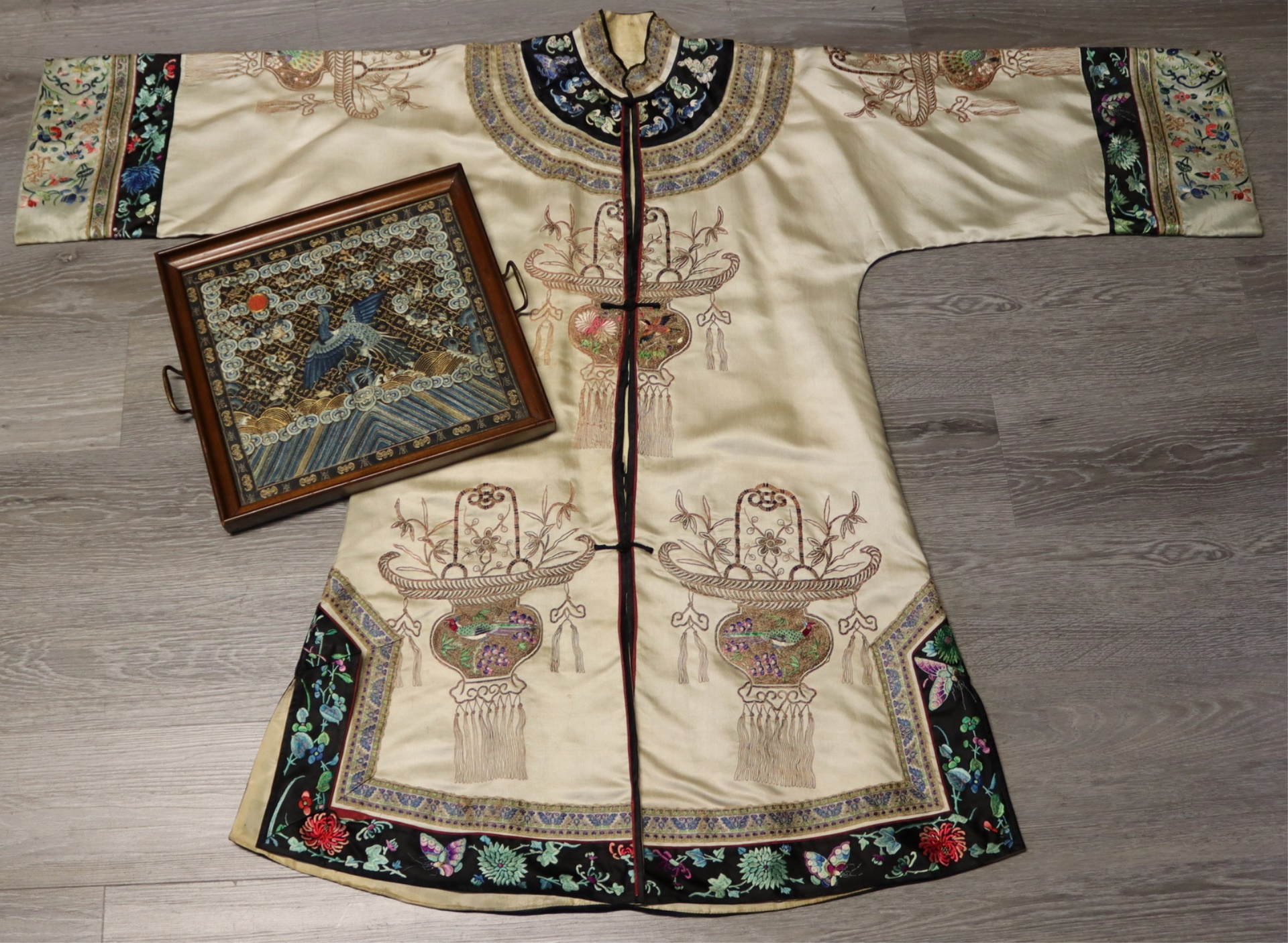 CHINESE TEXTILE GROUPING.