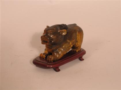Chinese tiger-eye crimera figure